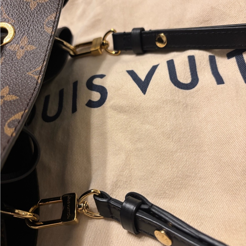 Louis Vuitton NéoNoé MM bag - Picture 9 of 13